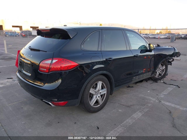 2011 PORSCHE CAYENNE WP1AB2A23BLA50045 Photo 3