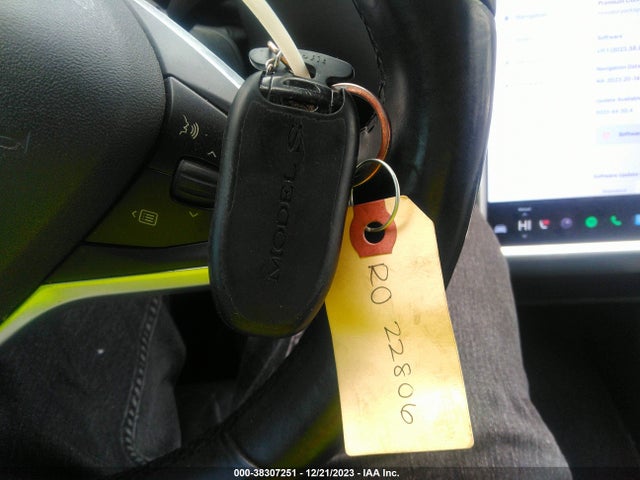 5YJSA1H16EFP60757 Tesla Model S P85