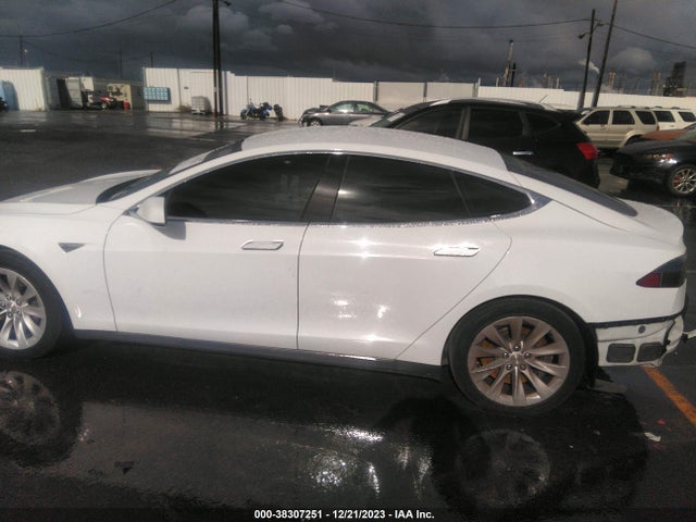 5YJSA1H16EFP60757 Tesla Model S P85
