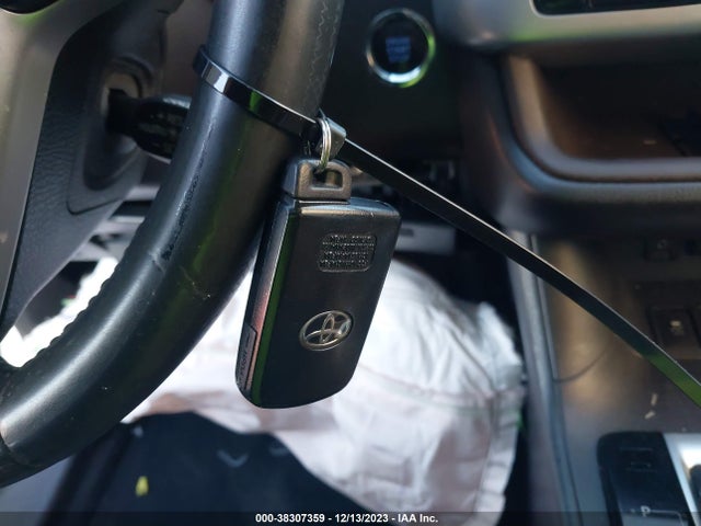Toyota Highlander Xle 2018 5TDJZRFH0JS813073 Image 11