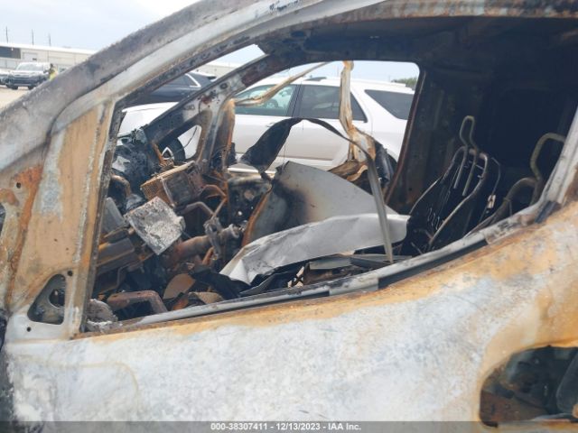 3N6CM0KN4HK698365 Nissan NV200 SV