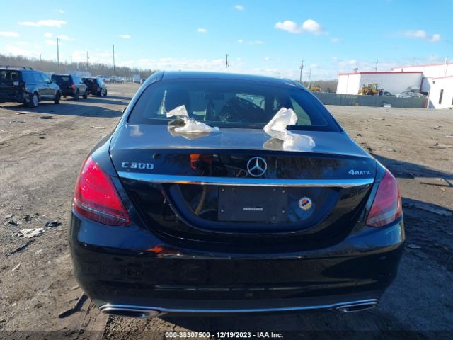 55SWF8EB6KU299093 Mercedes-Benz C 300 4matic