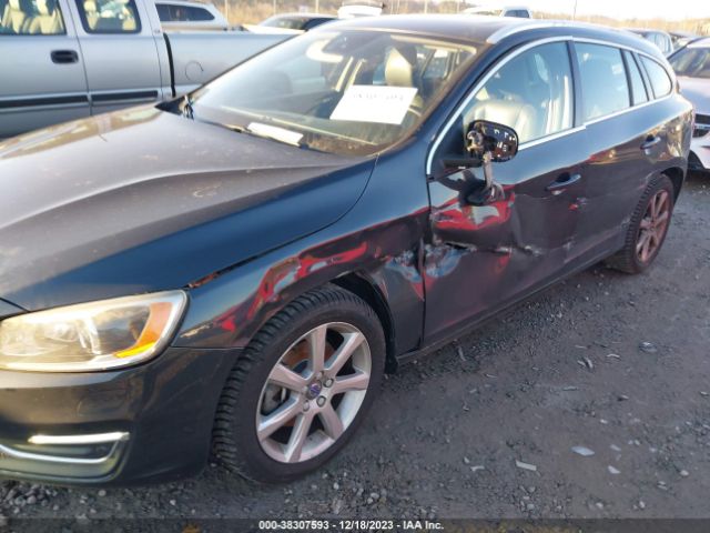 YV140MEM5G1301852 Volvo V60 T5 Drive-e Platinum