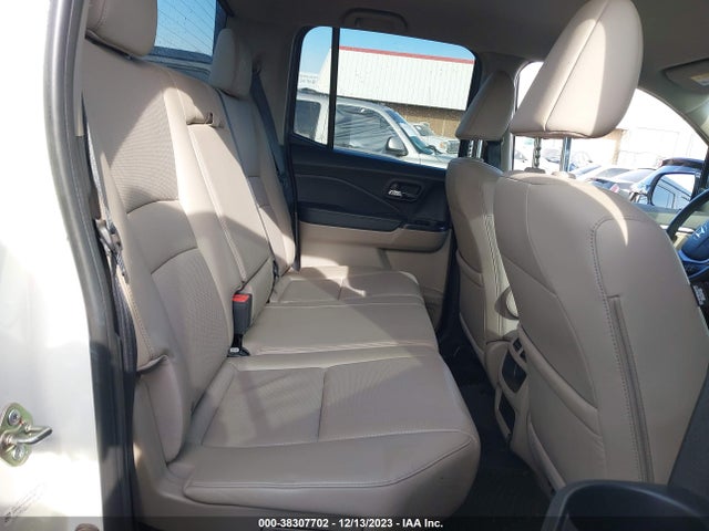Honda Ridgeline Rtl-t 2017 5FPYK2F65HB002240 Image 8