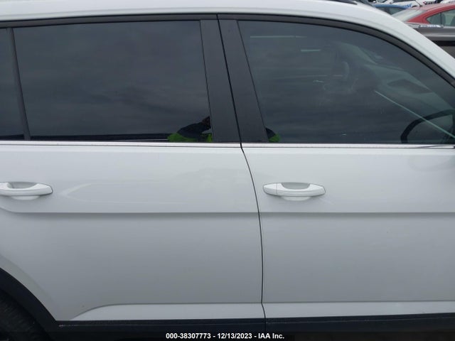 2023 VOLKSWAGEN ATLAS 3.6L V6 SE W/TECHNOLOGY VIN: 1V2WR2CAXPC538390