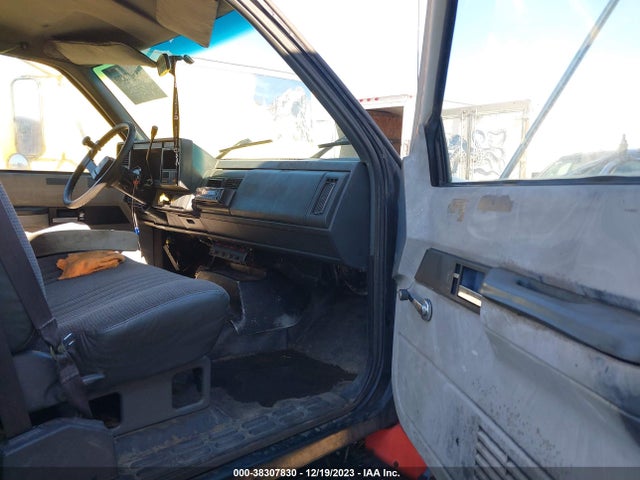 Продаж на аукціоні авто 1999 Gmc C-series C6h042, vin: 1GDJ6H1C1XJ508651, номер лоту: 38307830