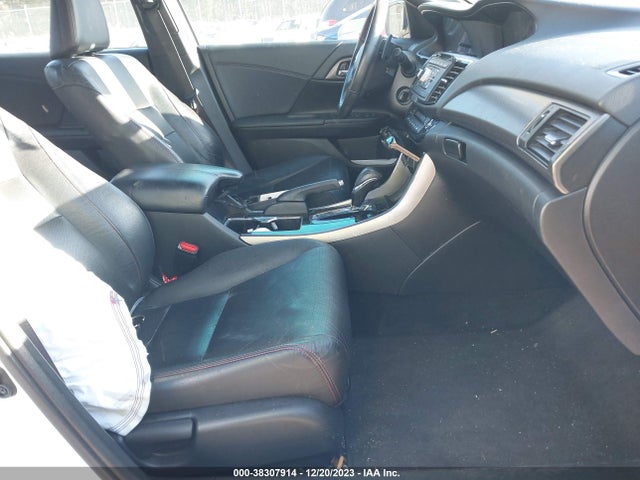 1HGCR2F16HA138695 Honda Accord Sport Se