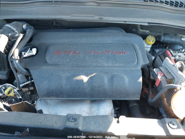 2015 JEEP RENEGADE LATITUDE VIN: ZACCJABT0FPB27969