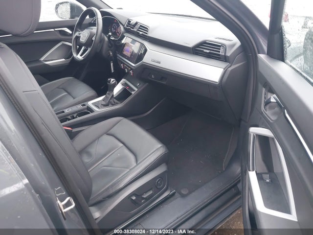 WA1AUCF32M1135129 Audi Q3 Premium 40 Tfsi Quattro Tiptronic