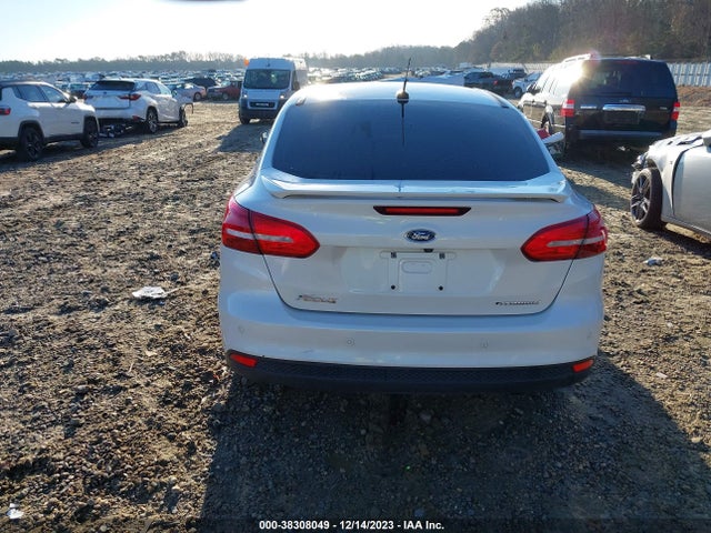 Ford Focus Titanium 2018 1FADP3J22JL314057 Image 15