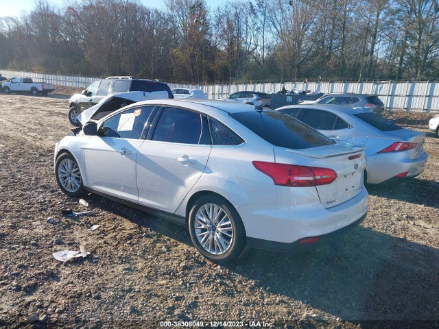Ford Focus Titanium 2018 1FADP3J22JL314057 Image 3