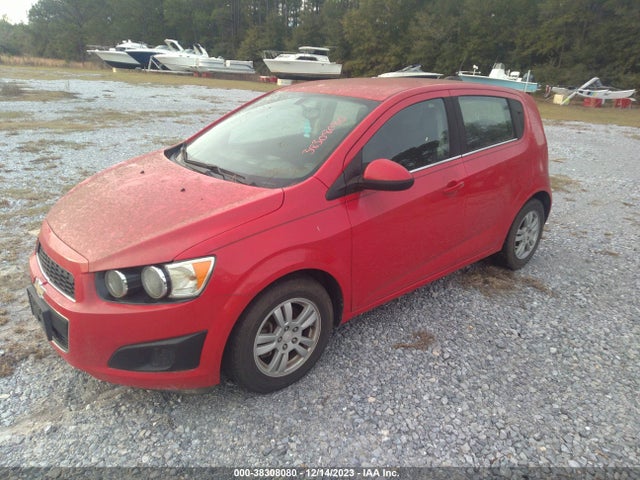 Chevrolet Sonic Lt Auto 2015 1G1JC6SH2F4139509 Image 2