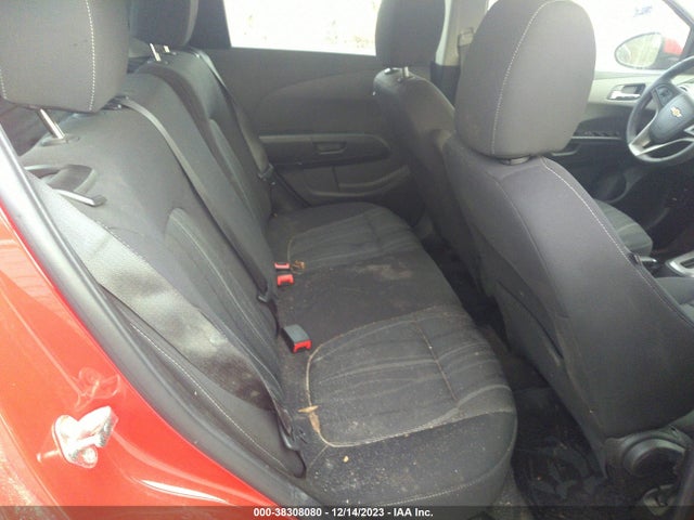 Chevrolet Sonic Lt Auto 2015 1G1JC6SH2F4139509 Image 8