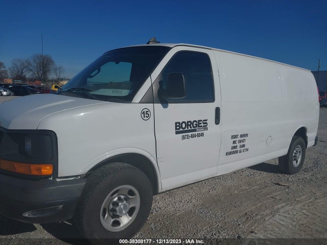 Chevrolet Express 2500 Work Van 2016 1GCWGBFF6G1154276 Image 2