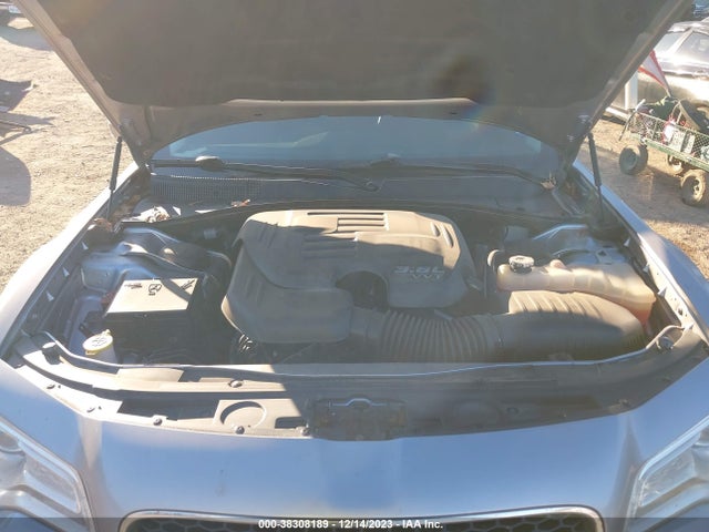 Chrysler 300 Limited 2018 2C3CCAEG6JH261974 Image 10