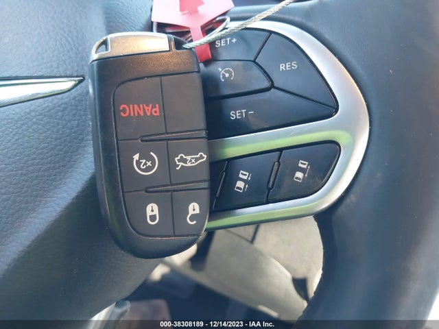 Chrysler 300 Limited 2018 2C3CCAEG6JH261974 Image 11