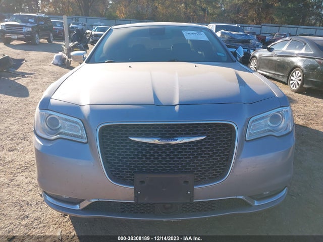 Chrysler 300 Limited 2018 2C3CCAEG6JH261974 Image 13