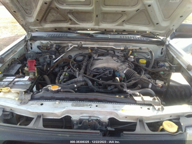 2000 NISSAN FRONTIER SE-V6/XE-V6 VIN: 1N6ED27T7YC337780