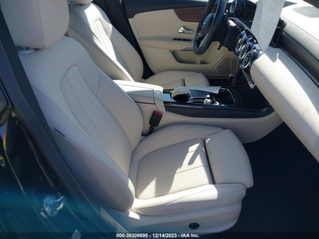 W1K5J4HB5PN338349 Mercedes-Benz Cla 250 Coupe 4matic