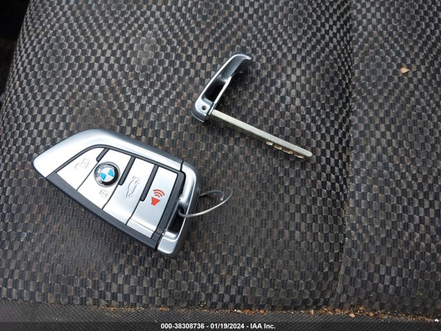 BMW M850i Xdrive 2022 WBABC4C08NCJ37015 Image 11