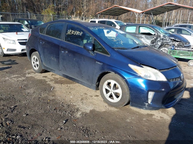 Toyota Prius Two 2014 JTDKN3DU5E1772374 zdjęcie główne