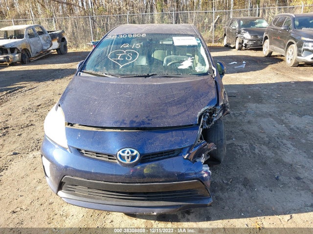 Toyota Prius Two 2014 JTDKN3DU5E1772374 Image 12