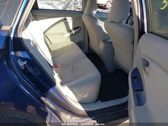 Toyota Prius Two 2014 JTDKN3DU5E1772374 Image 8