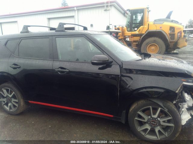 KNDJ53AF6N7185311 KIA Soul Turbo