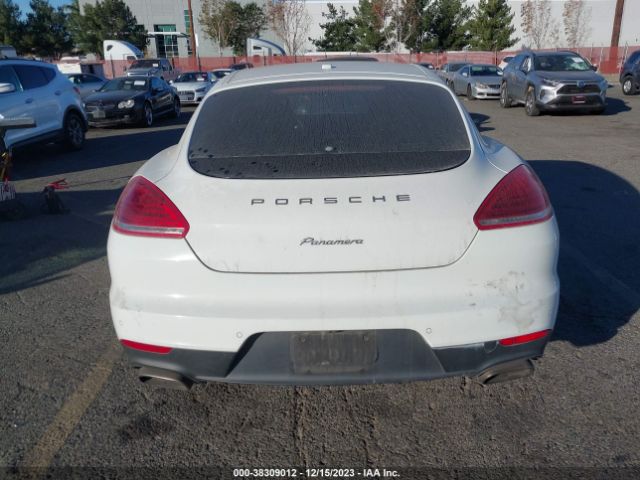 WP0AA2A73EL007264 Porsche PANAMERA 4