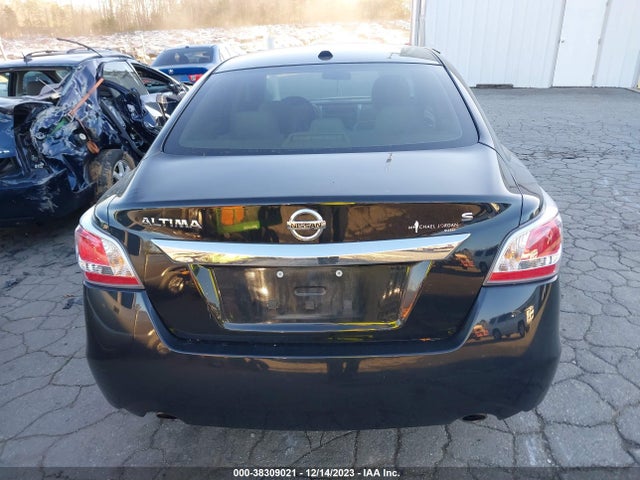Nissan Altima 2.5 S 2015 1N4AL3AP2FC228152 Image 16