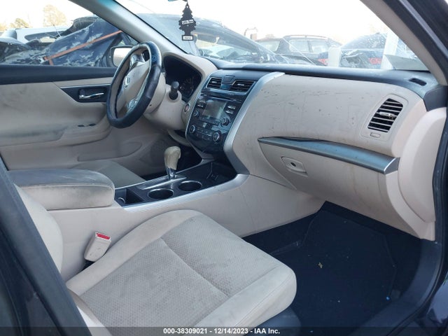 Nissan Altima 2.5 S 2015 1N4AL3AP2FC228152 Image 5