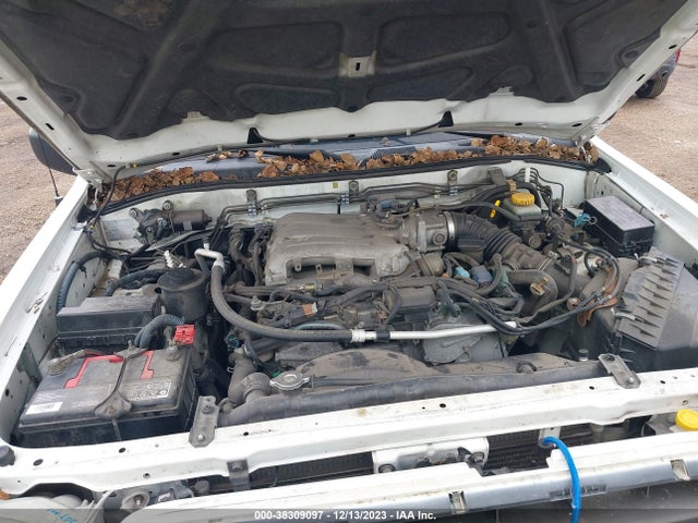 2004 NISSAN PATHFINDER SE VIN: JN8DR09Y44W908538