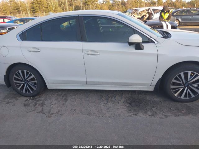 4S3BNAF69K3009602 Subaru Legacy 2.5i Premium