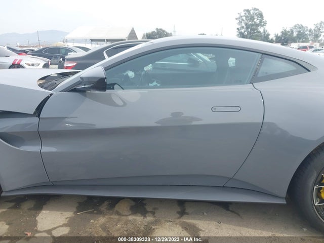 2021 ASTON MARTIN VANTAGE AUTOMATIC VIN: SCFSMGAW0MGN05687