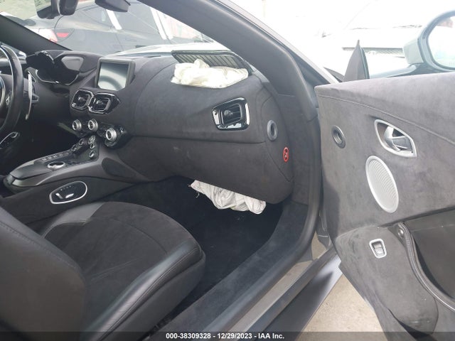 2021 ASTON MARTIN VANTAGE AUTOMATIC VIN: SCFSMGAW0MGN05687