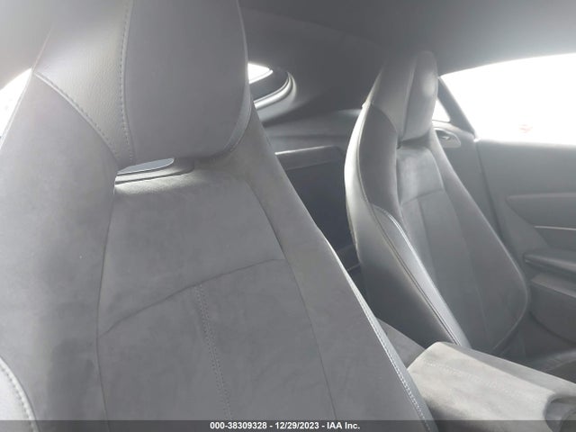 2021 ASTON MARTIN VANTAGE AUTOMATIC VIN: SCFSMGAW0MGN05687