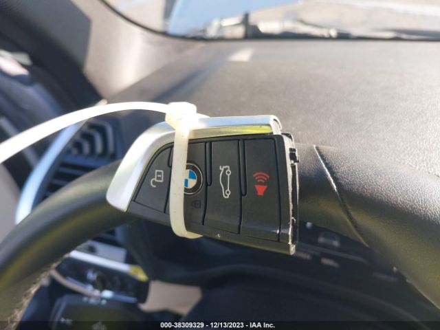 5UXTR7C51KLF36705 BMW X3 Sdrive30i