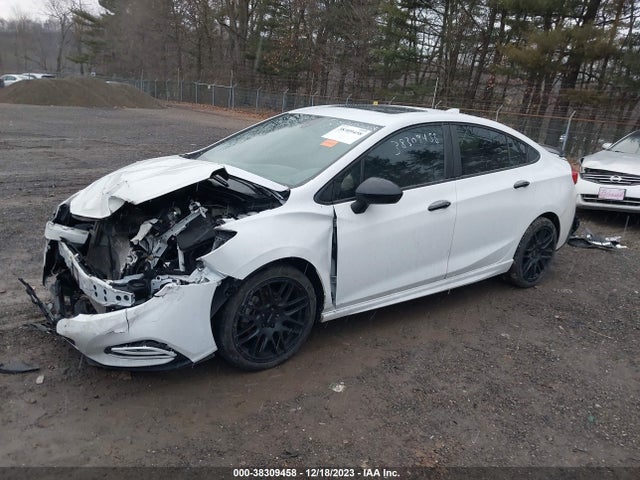 Chevrolet Cruze Lt Auto 2018 1G1BE5SM9J7212095 Image 2