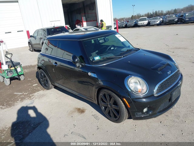 2010 MINI COOPER S WMWMF7C50ATZ72954 Photo 0