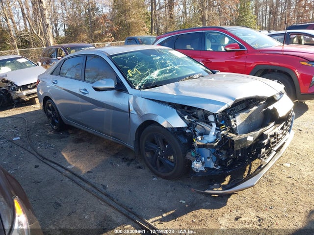 2022 HYUNDAI ELANTRA SEL VIN: 5NPLM4AG2NH078083