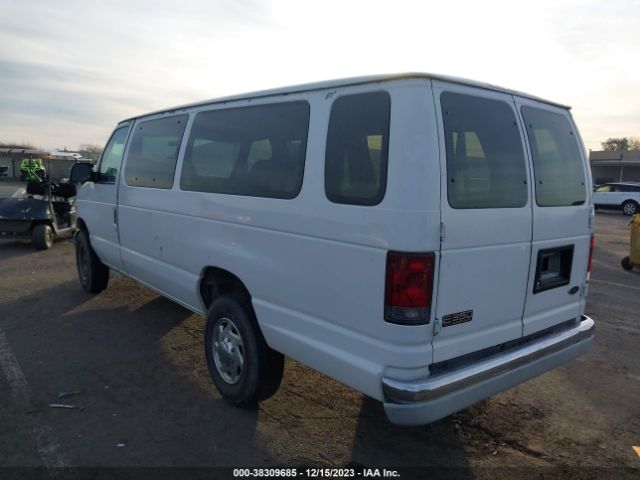 2002 FORD ECONOLINE WAGON 1FBSS31L52HB52359 Photo 2