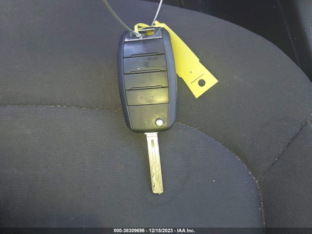 KIA Soul 2017 KNDJN2A27H7499903 Image 11
