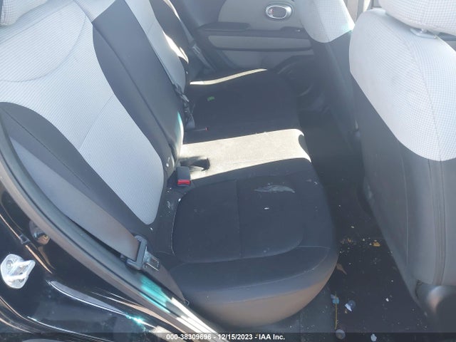 KIA Soul 2017 KNDJN2A27H7499903 Image 8