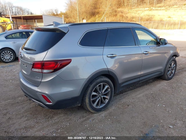 2017 HYUNDAI SANTA FE SE VIN: KM8SMDHF2HU235030