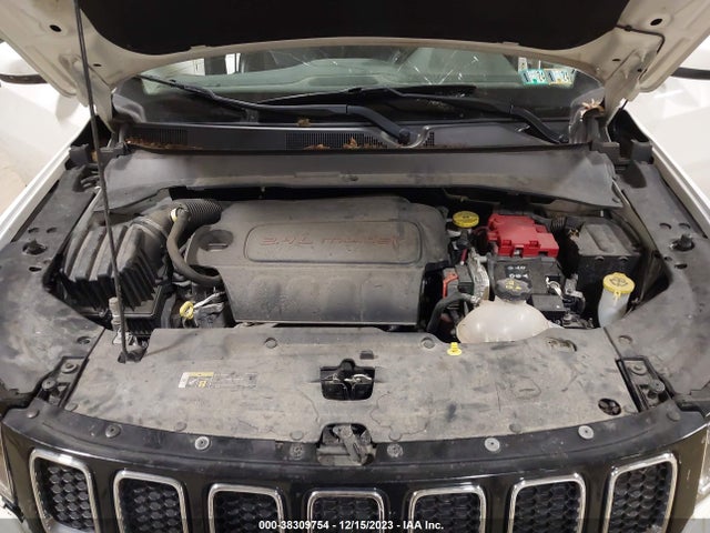 Jeep Compass Latitude 4x4 2019 3C4NJDBB7KT740482 Image 10