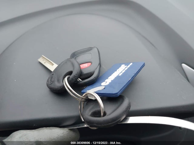 Hyundai Accent Value Edition 2017 KMHCT4AE8HU365340 Image 11