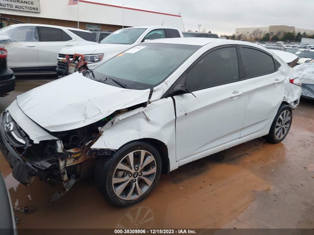 Hyundai Accent Value Edition 2017 KMHCT4AE8HU365340 Image 2