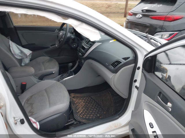 Hyundai Accent Value Edition 2017 KMHCT4AE8HU365340 Image 5