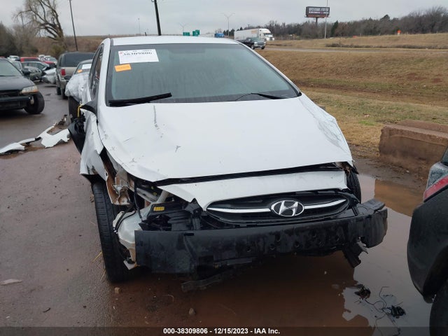 Hyundai Accent Value Edition 2017 KMHCT4AE8HU365340 Image 6