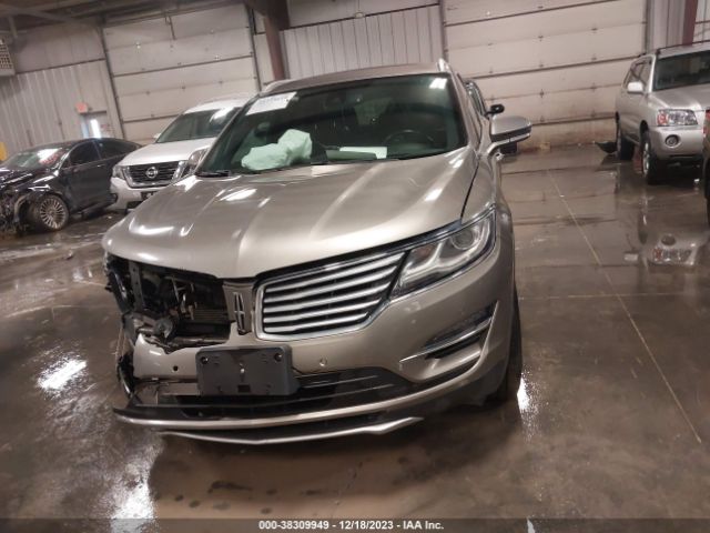 5LMCJ3D93HUL20818 Lincoln Mkc Reserve